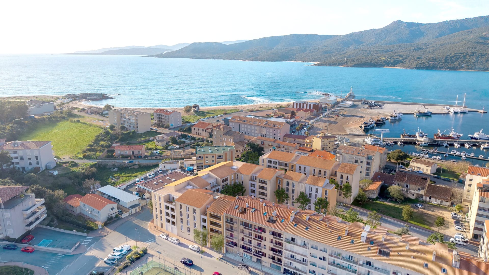 Propriano entre mer et montagne, vue aérienne de la Résidence Marine